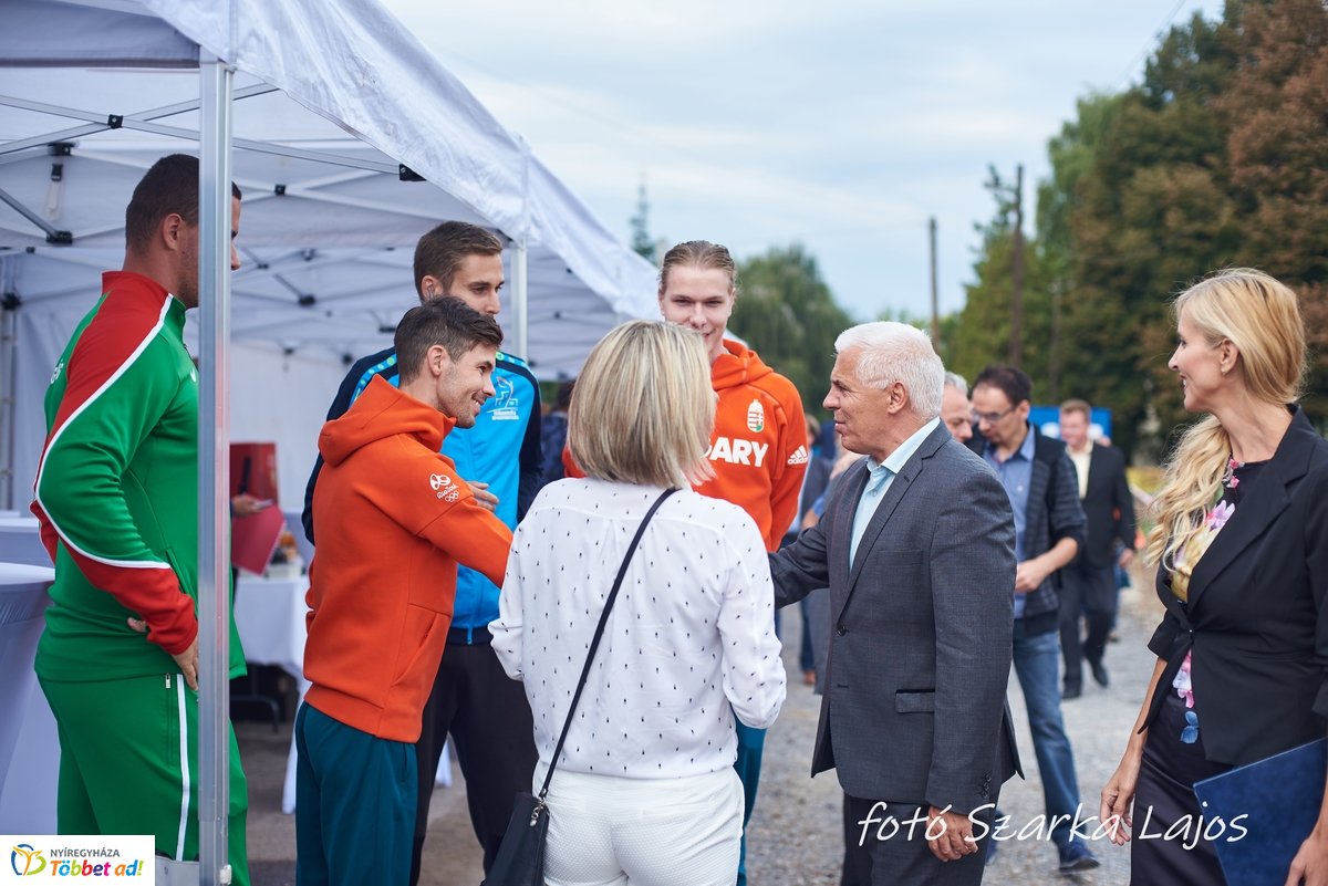 Atlétikai Centrum alapkőletétele