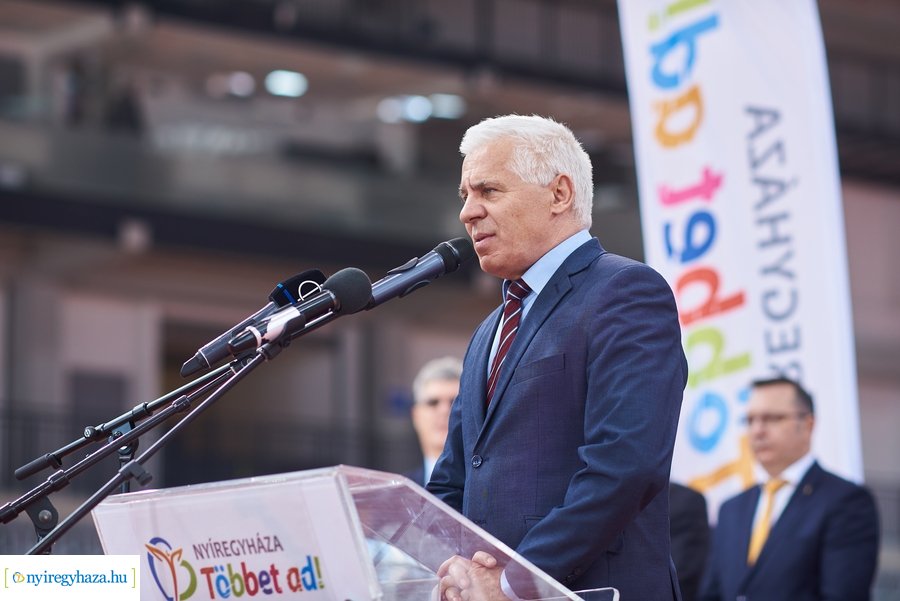 Atlétikai Centrum átadó 2022