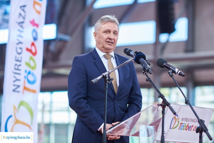 Atlétikai Centrum átadó 2022