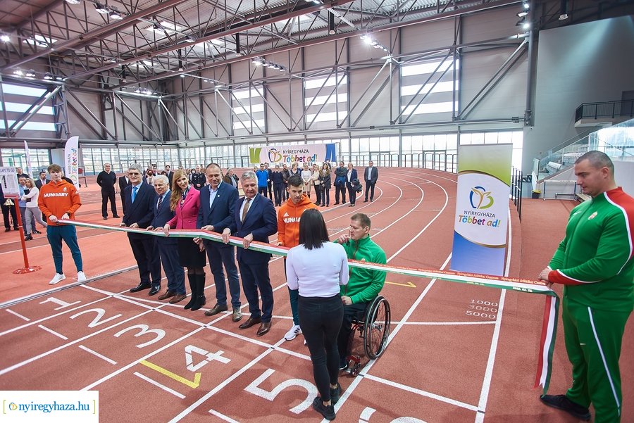 Atlétikai Centrum átadó 2022