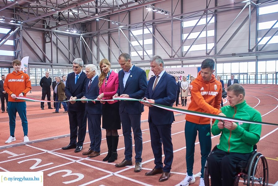 Atlétikai Centrum átadó 2022