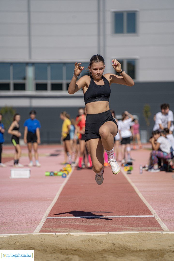 Atlétikai Diákolimpia a Nyíregyházi Atlétikai Centrumban