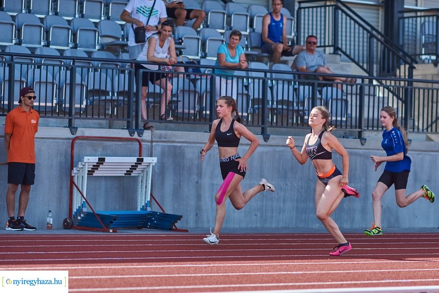 Atlétikai verseny  az új pályán 20210624