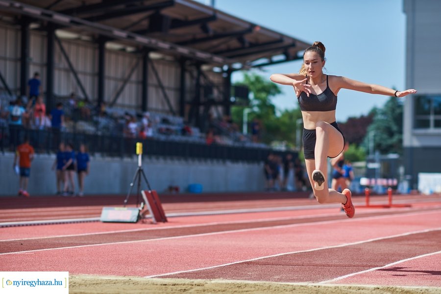 Atlétikai verseny  az új pályán 20210624