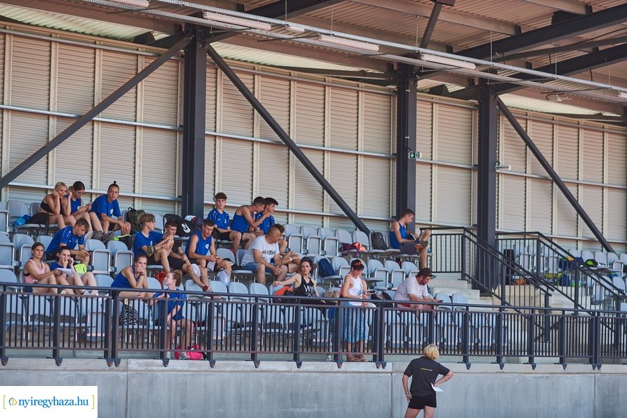 Atlétikai verseny  az új pályán 20210624