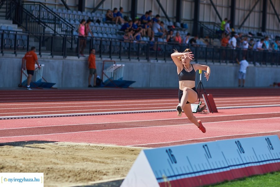 Atlétikai verseny  az új pályán 20210624