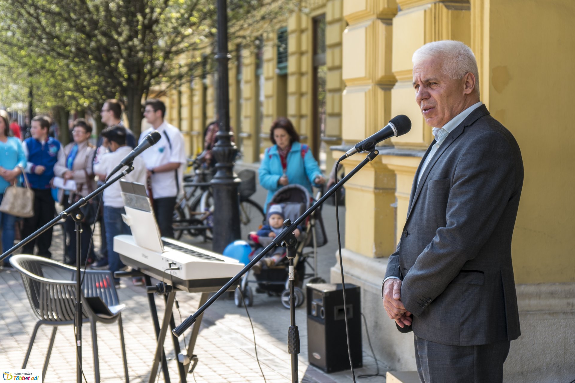 Autizmus Világnapja a Kossuth téren