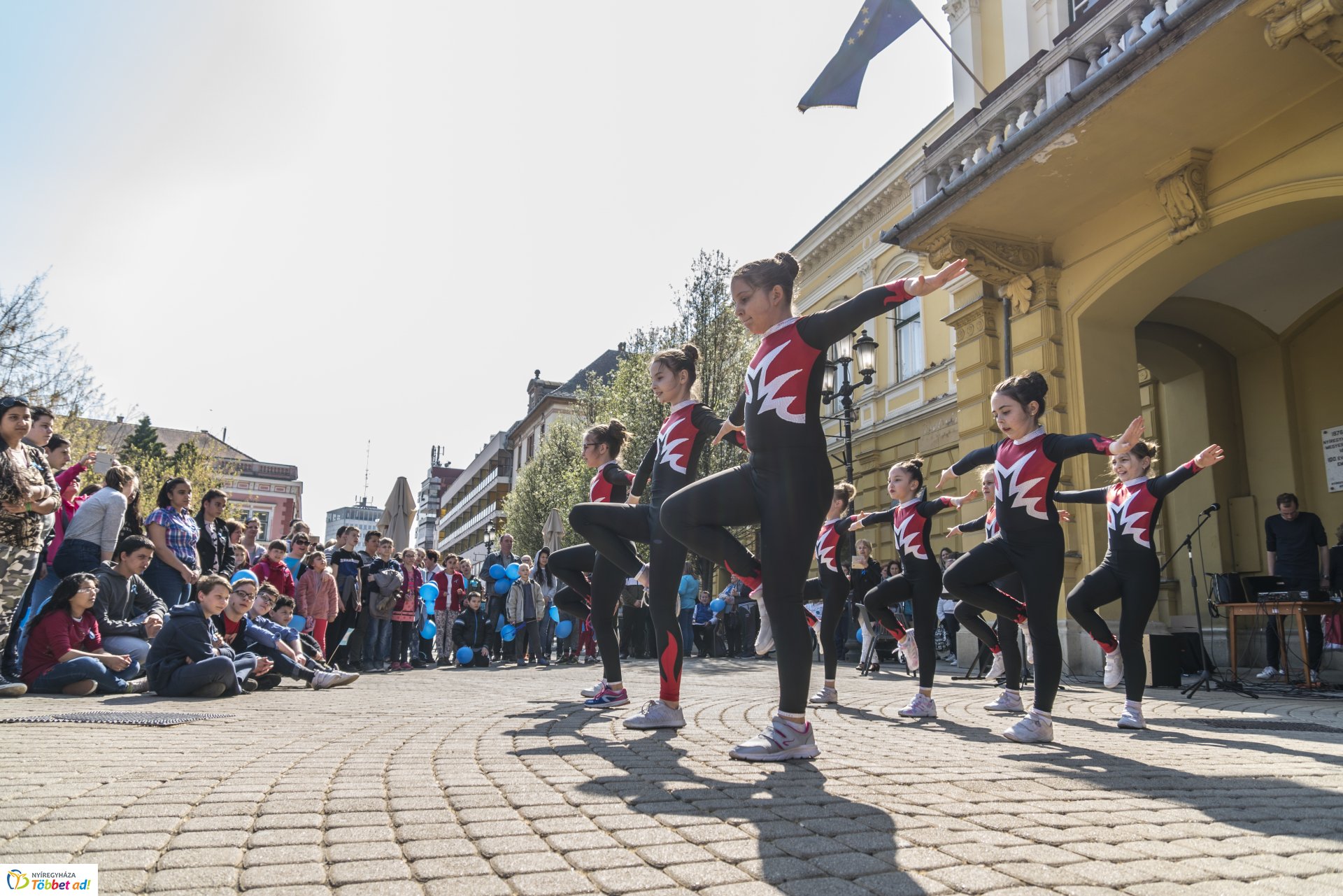 Autizmus Világnapja a Kossuth téren