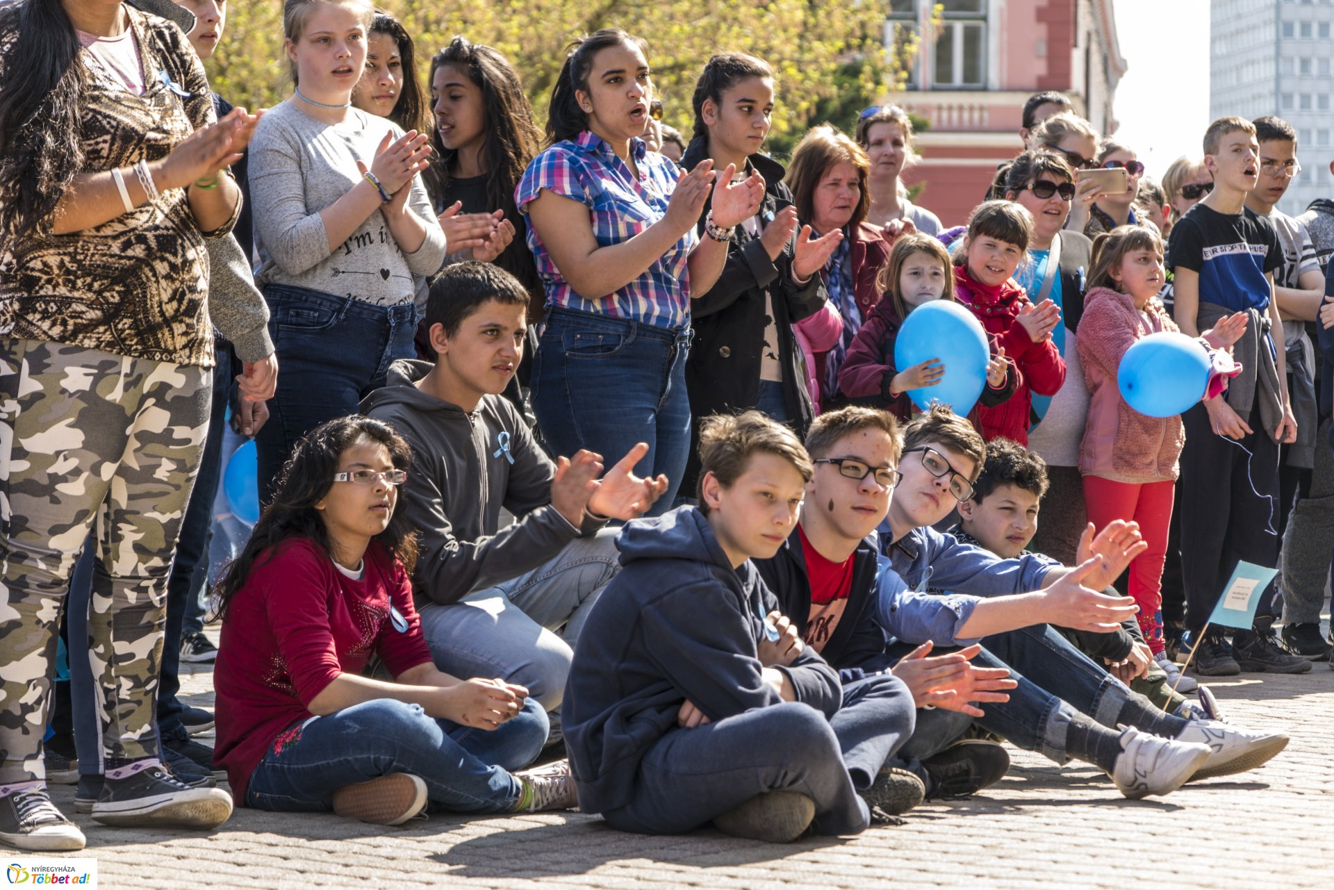 Autizmus Világnapja a Kossuth téren
