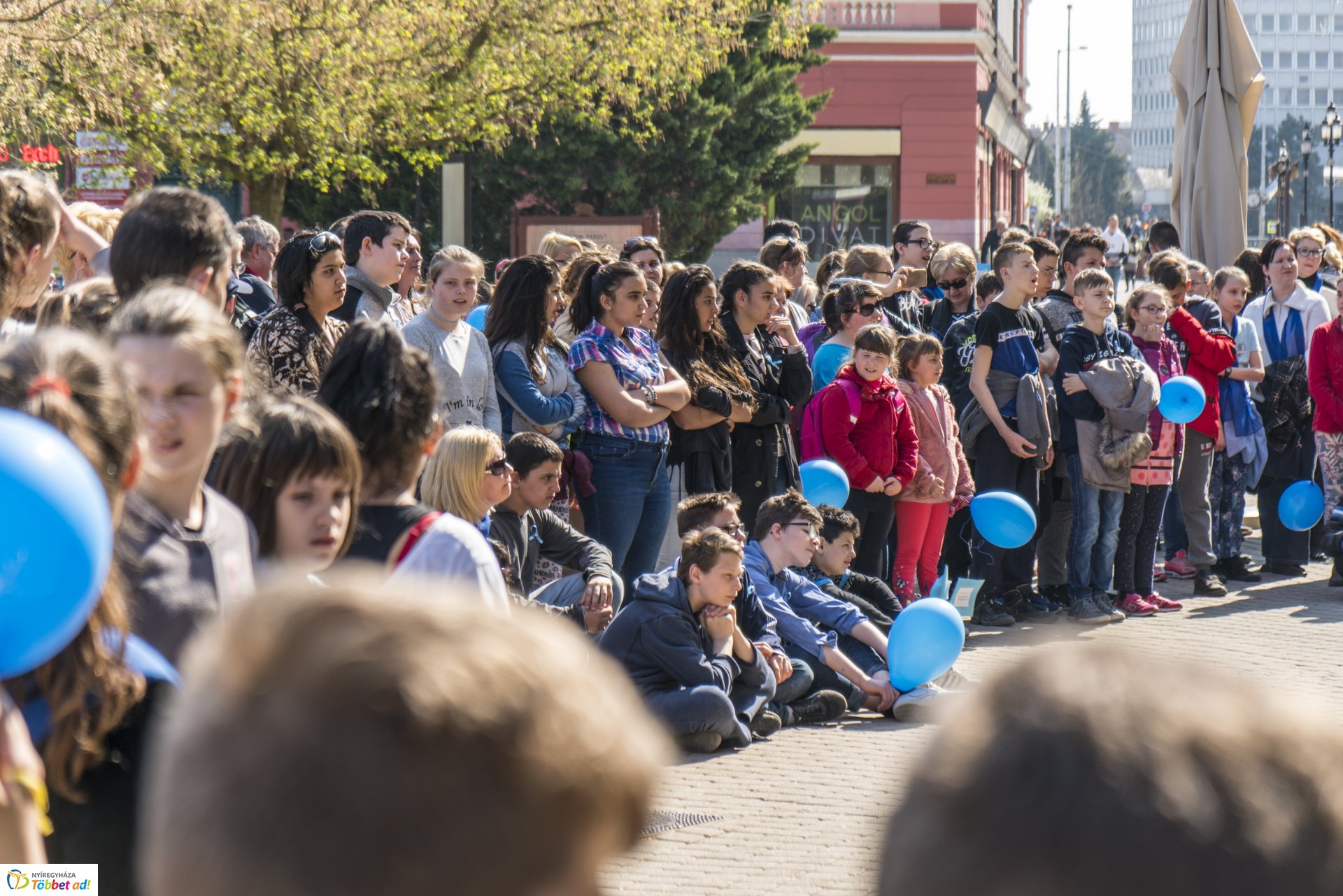 Autizmus Világnapja a Kossuth téren