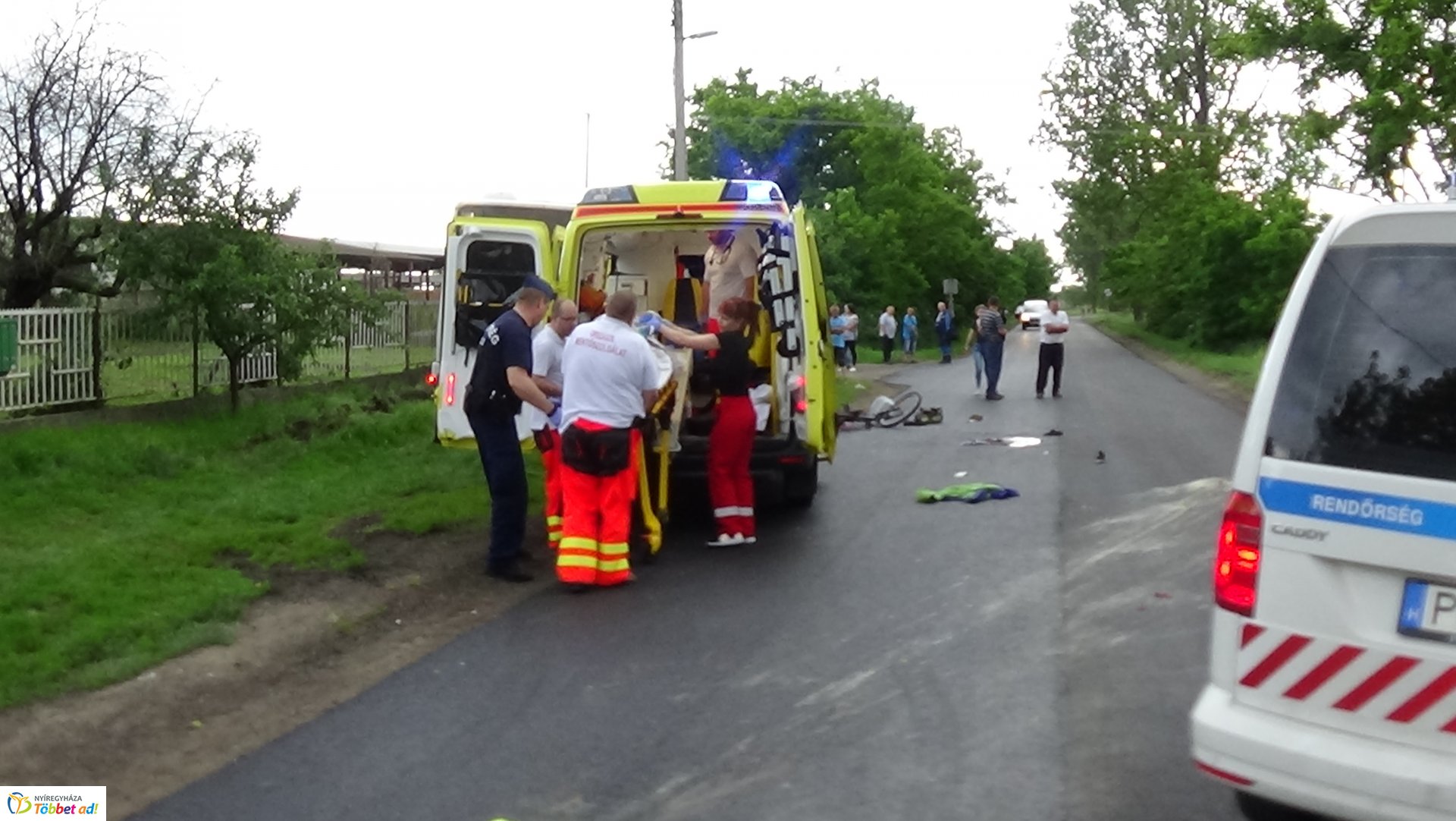 Autóbusz gázolt kerékpárost Butykasoron