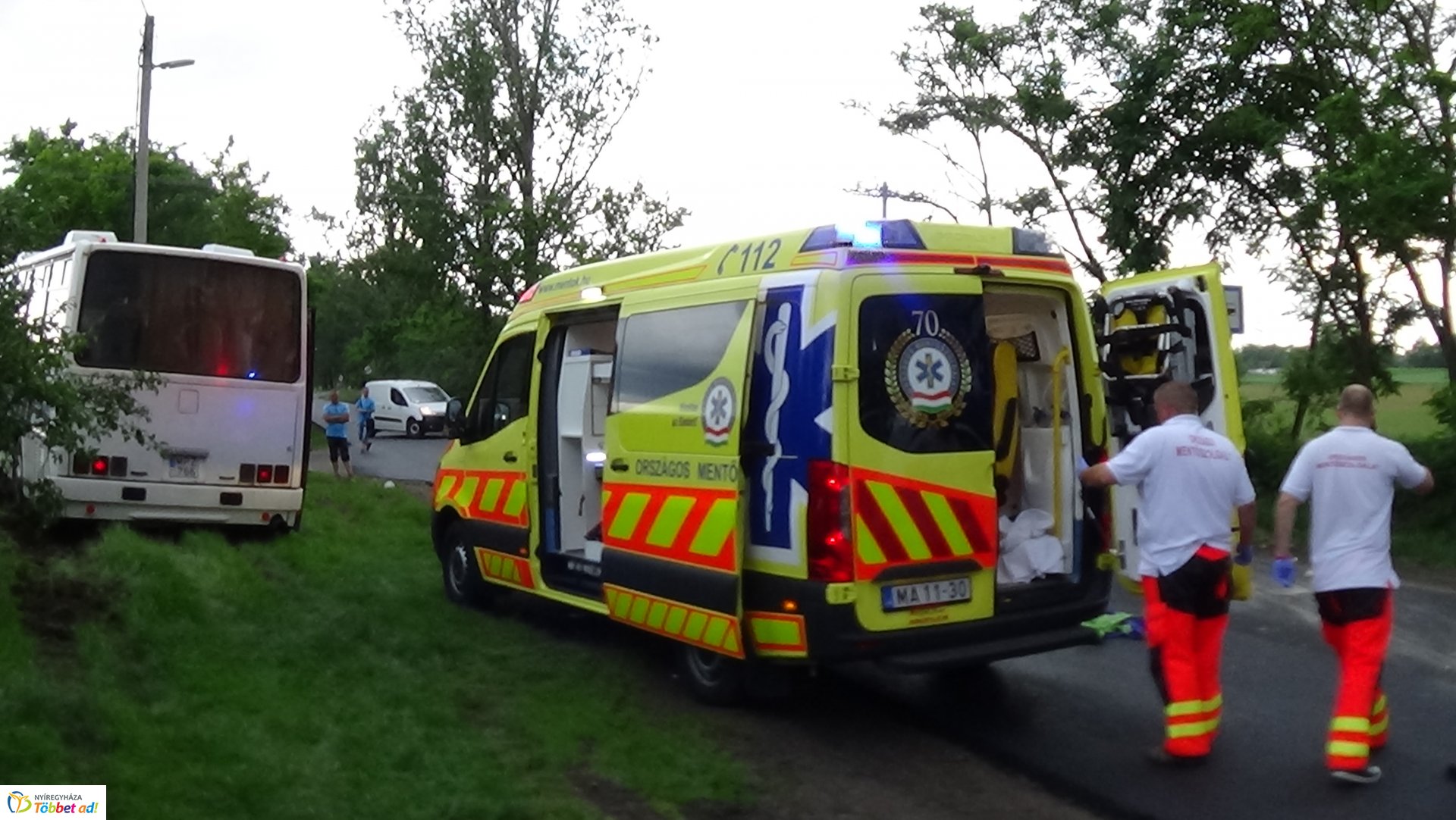 Autóbusz gázolt kerékpárost Butykasoron