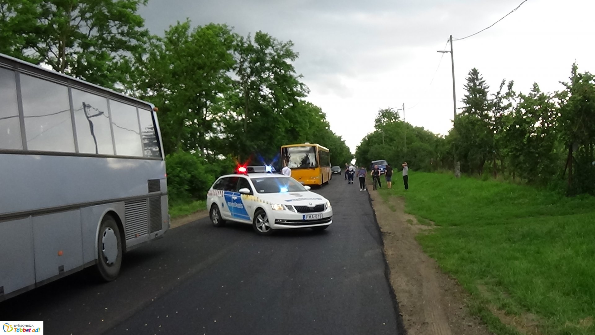 Autóbusz gázolt kerékpárost Butykasoron