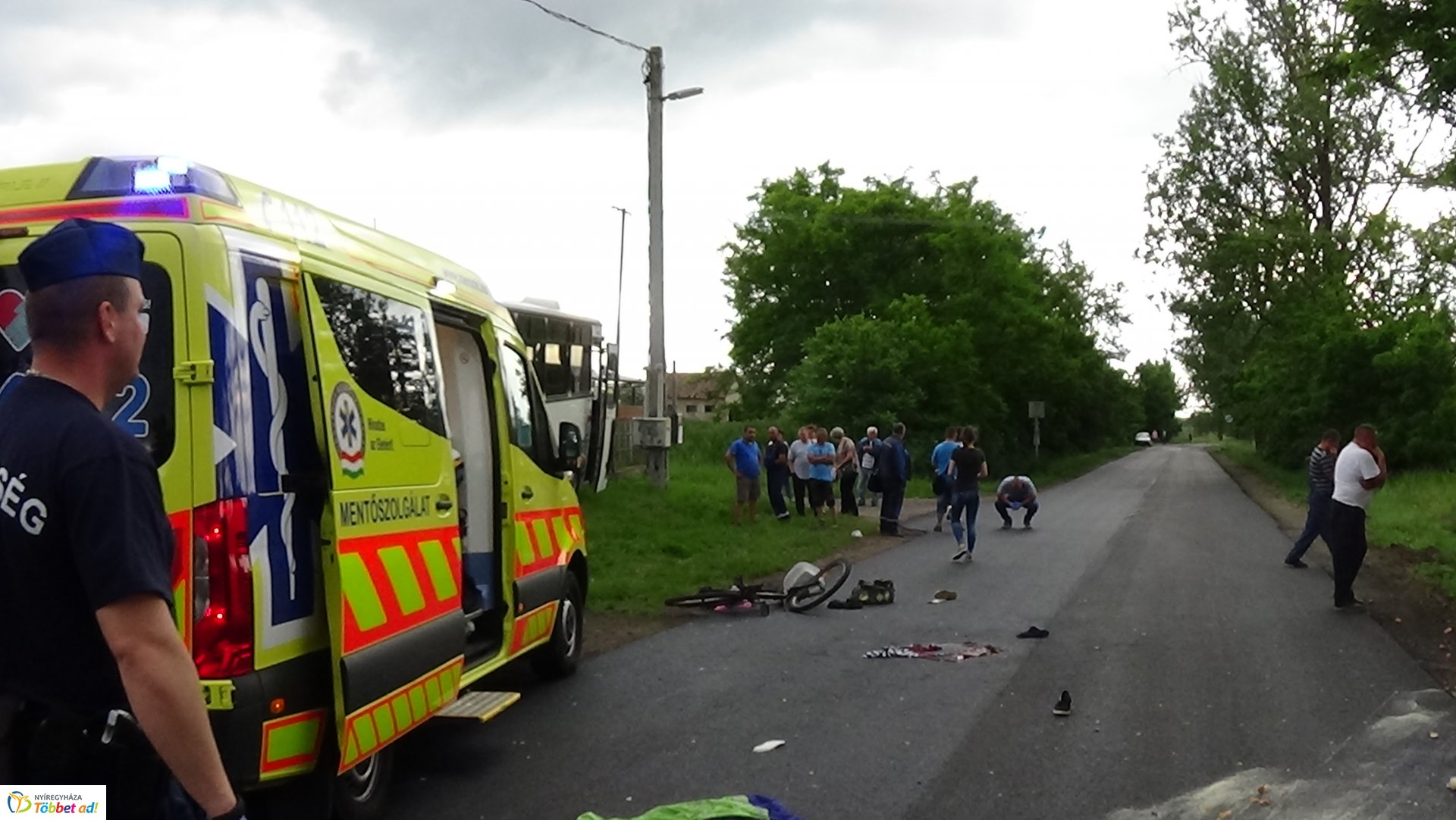 Autóbusz gázolt kerékpárost Butykasoron