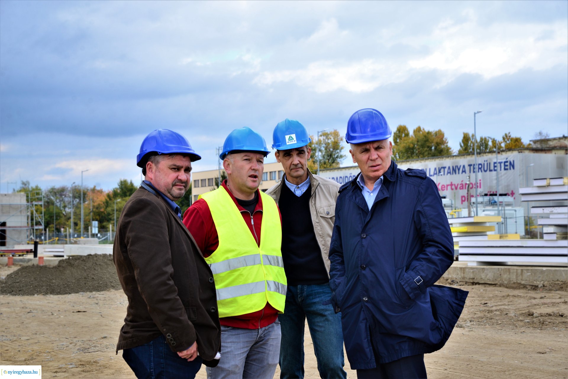 Autóbusz telephely kialakításának bejárása