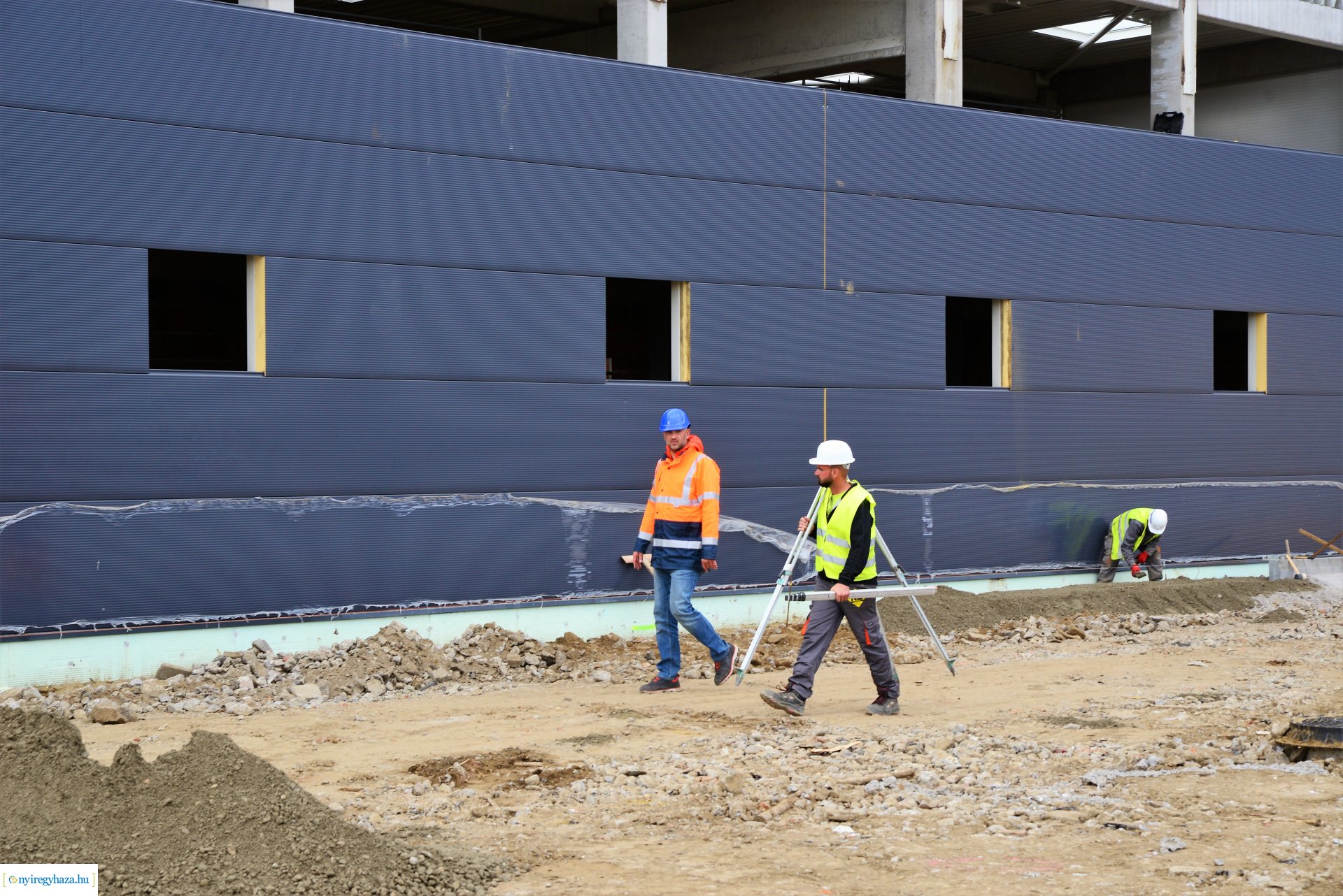 Autóbusz telephely kialakításának bejárása