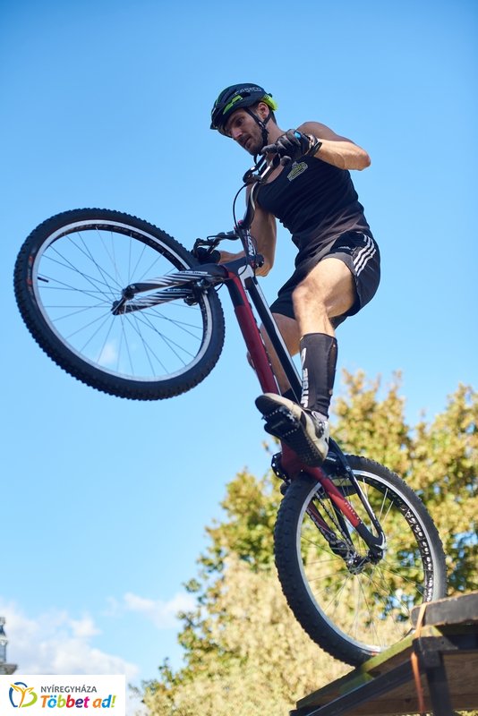 Autómentes nap 2019