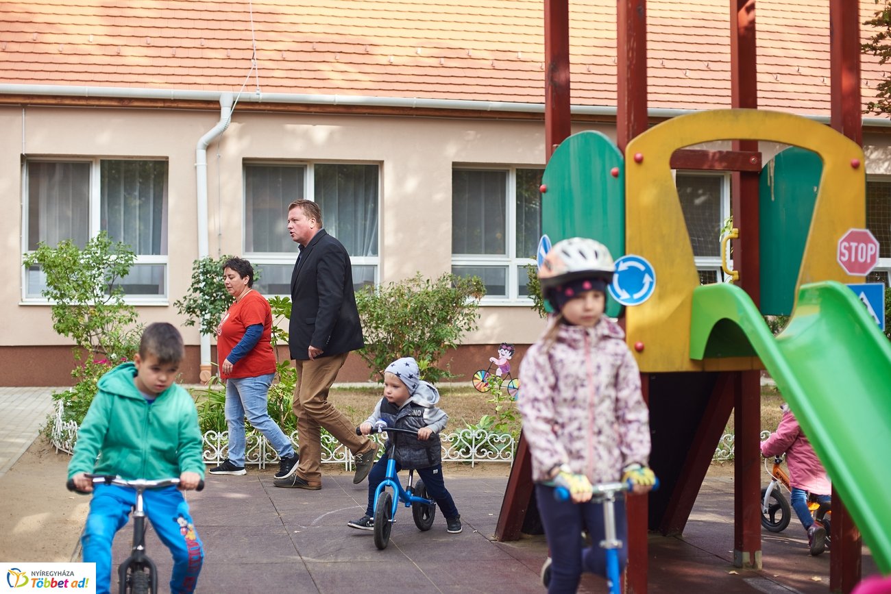 Autómentes nap a városmajori óvodában