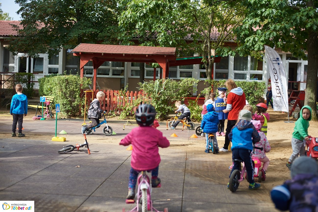 Autómentes nap a városmajori óvodában