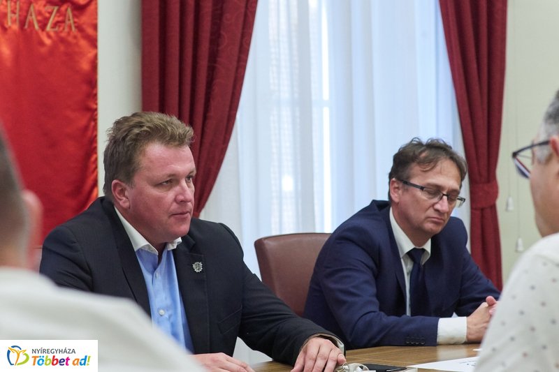 Autómentes nap beharangozó