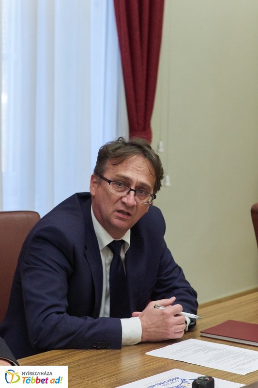 Autómentes nap beharangozó