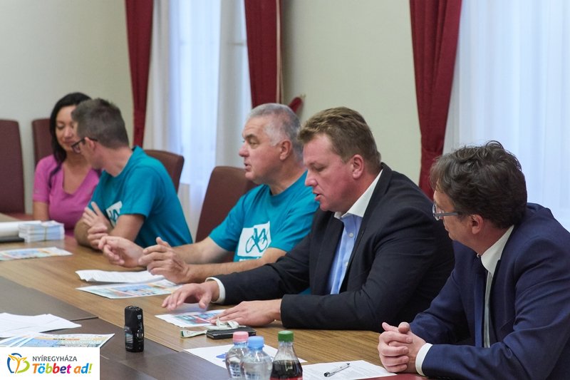 Autómentes nap beharangozó