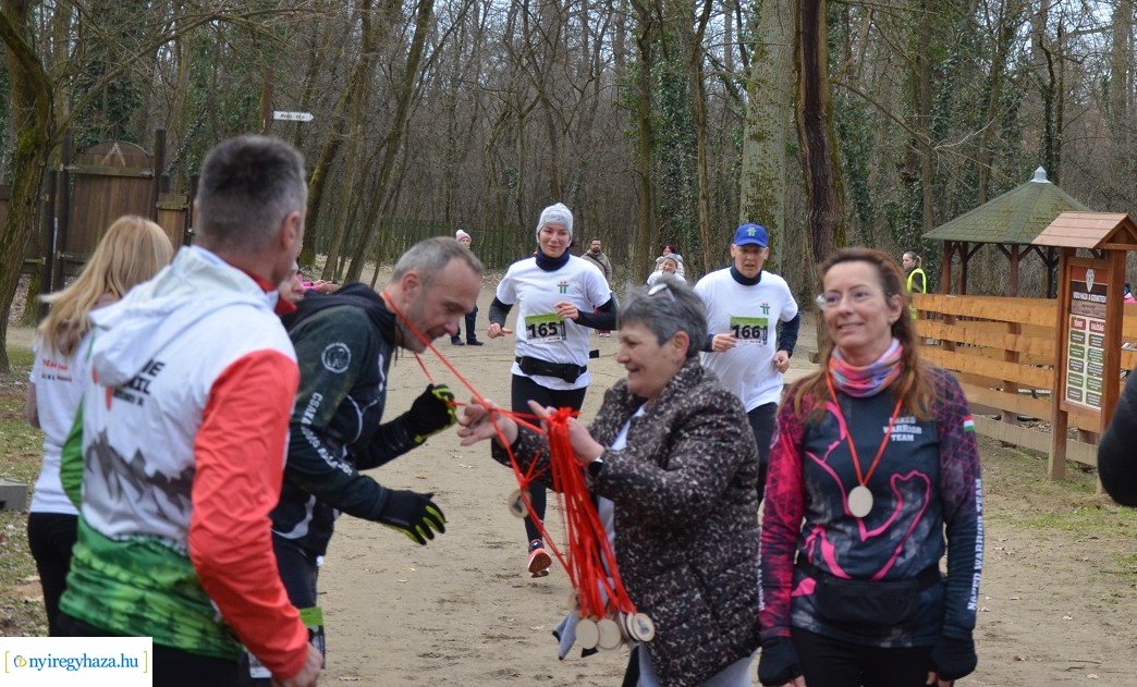 Az Ápolók futásán vettek részt a területvédelmi ezred katonái