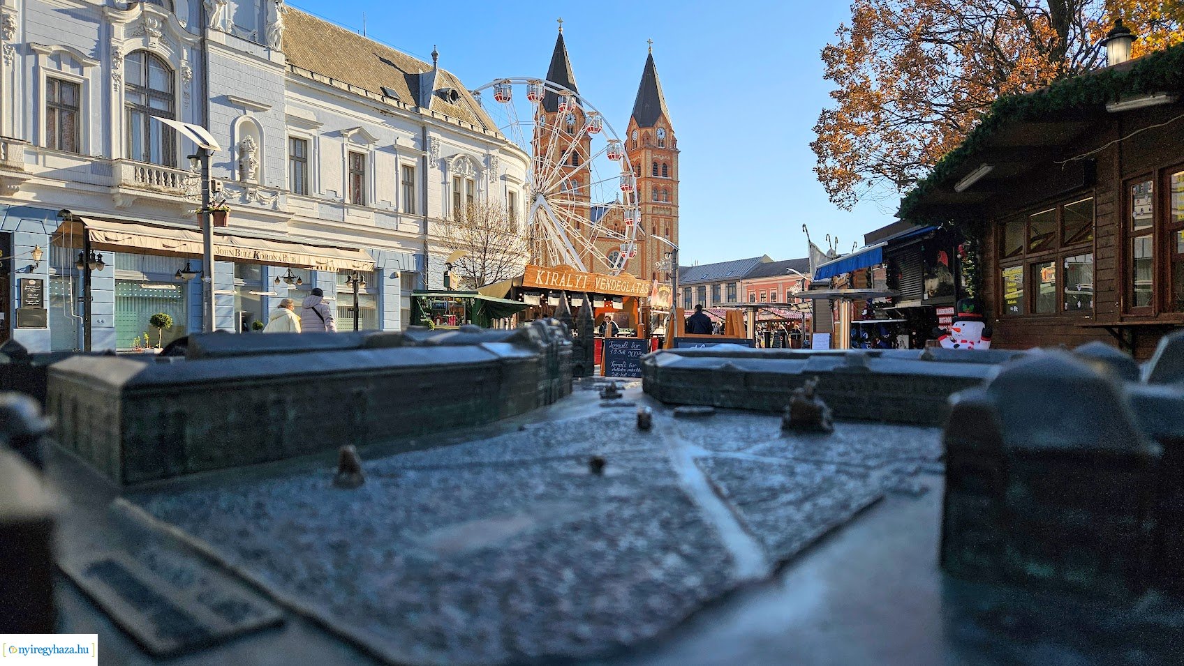 Az első gyertyagyújtásra készül a belváros szíve