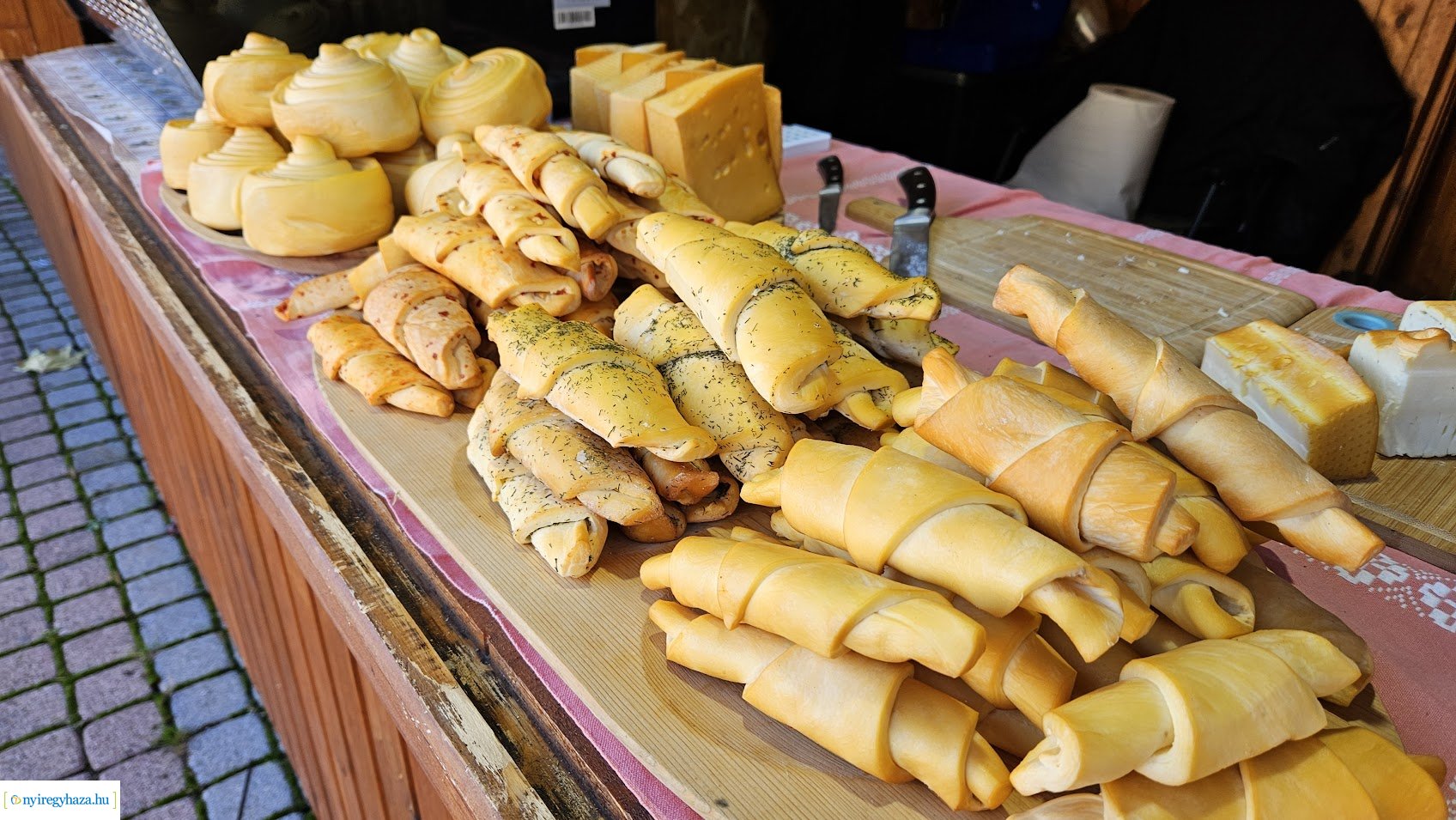 Az első gyertyagyújtásra készül a belváros szíve