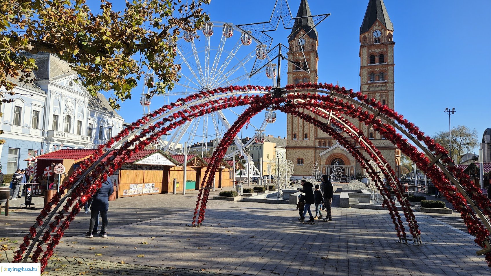 Az első gyertyagyújtásra készül a belváros szíve