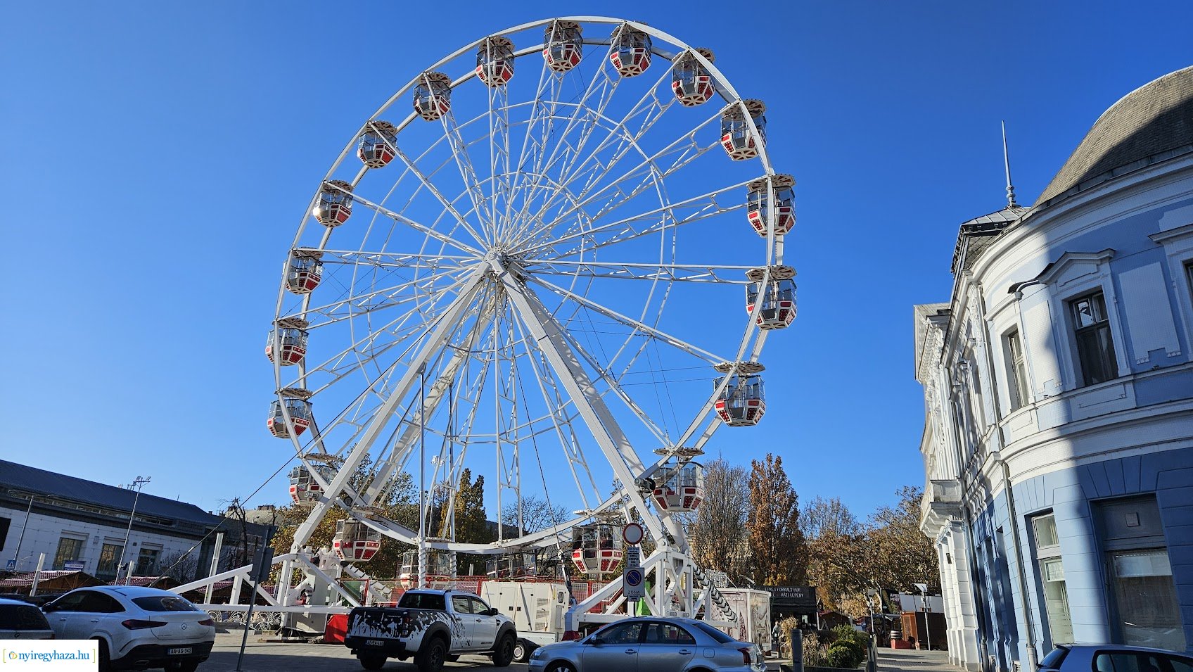 Az első gyertyagyújtásra készül a belváros szíve