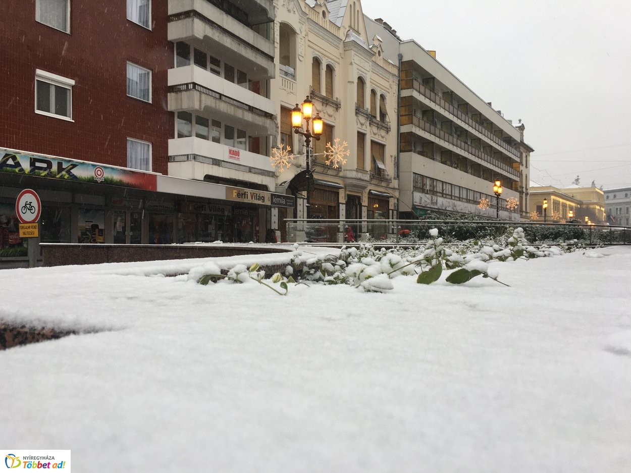 Az első hó 20191202