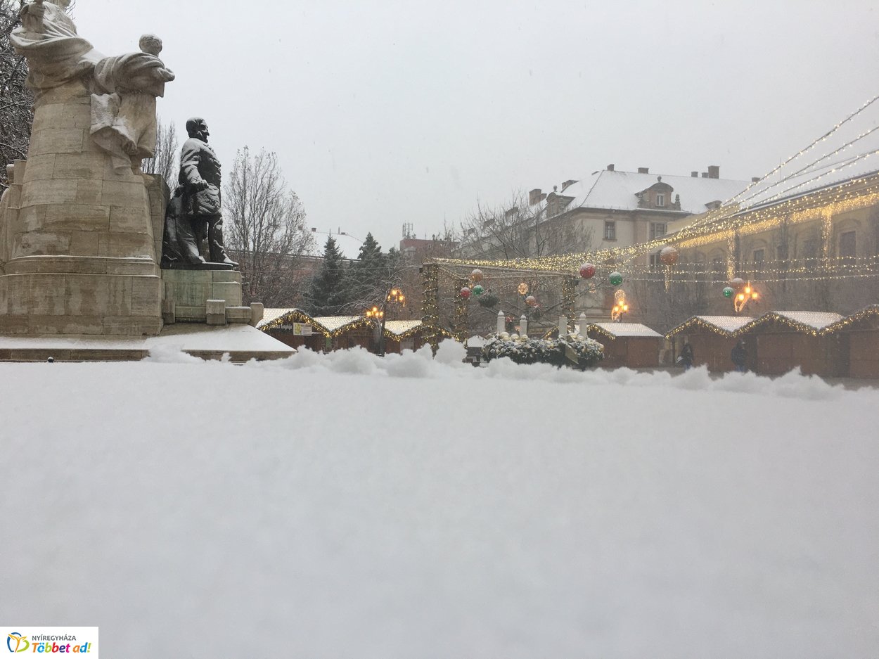 Az első hó 20191202