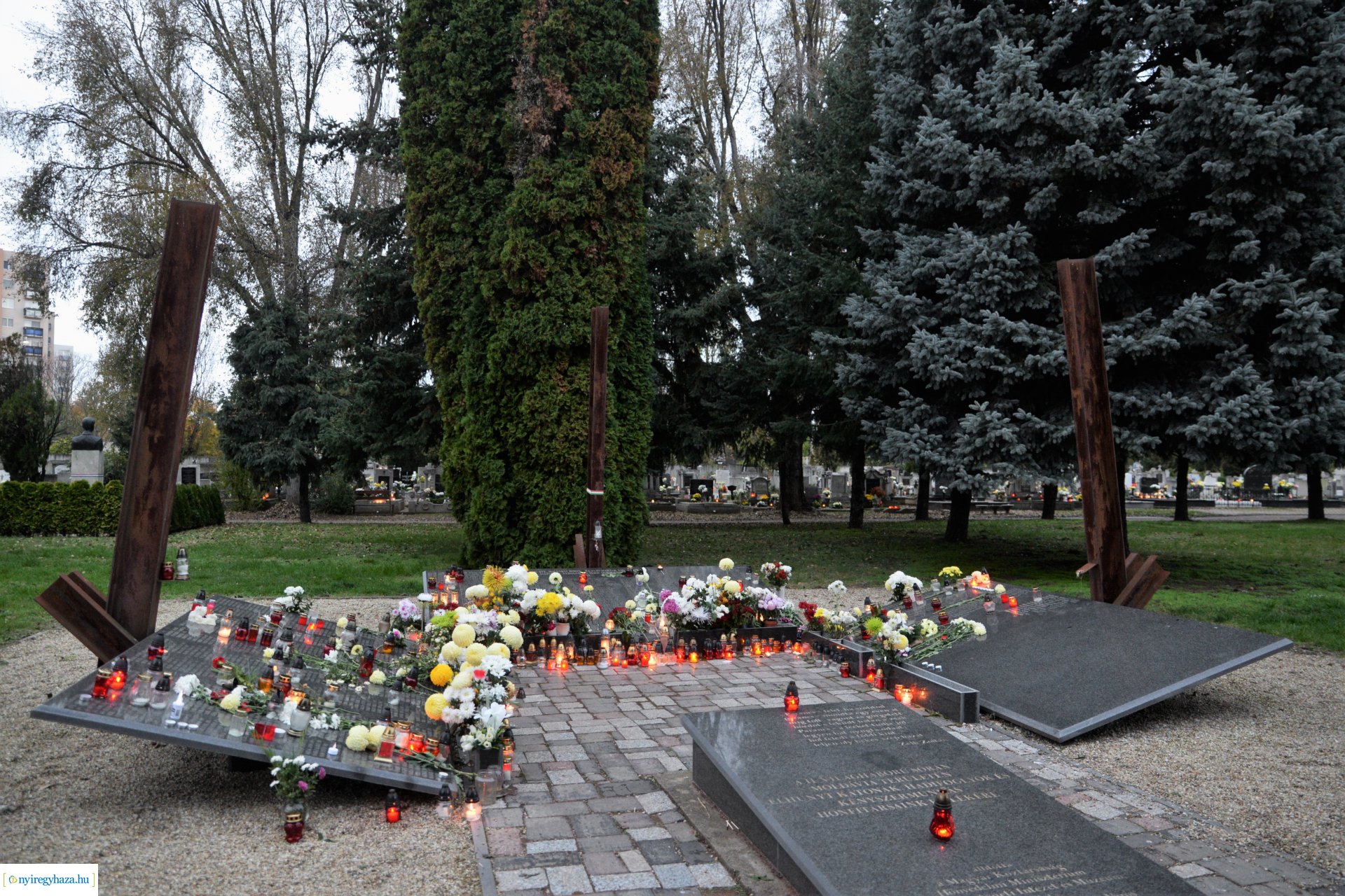 Az emlékezés fényei Mindenszentek napján