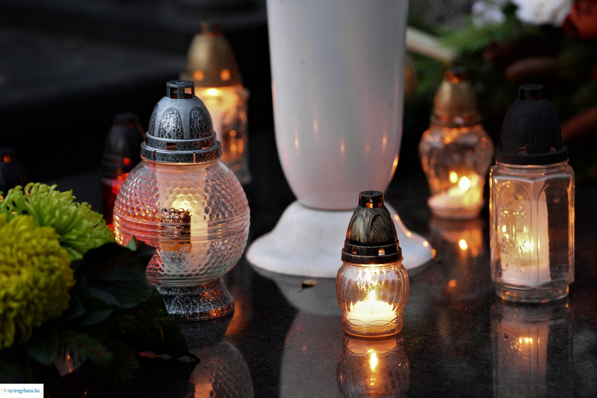 Az emlékezés fényei Mindenszentek napján