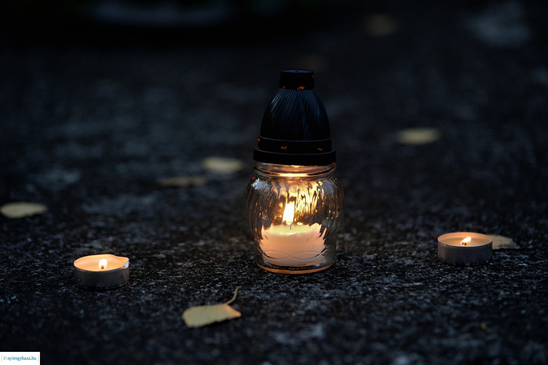 Az emlékezés fényei Mindenszentek napján