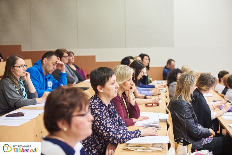 Az én könyvtáram előadás