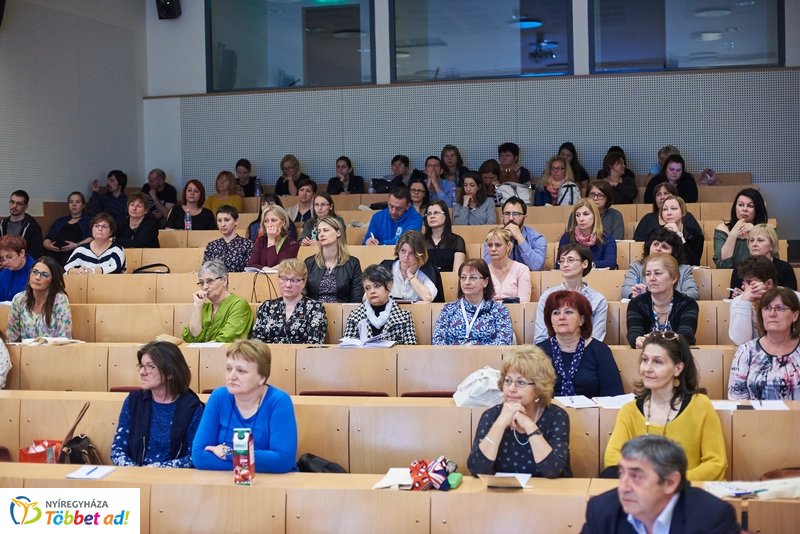 Az én könyvtáram előadás