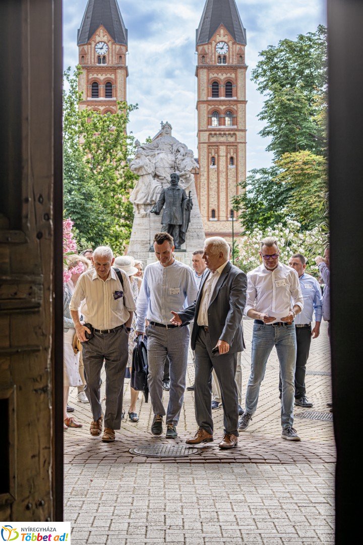 Az Entente Florale Europe 2025 nemzetközi verseny zsűrije Nyíregyházán