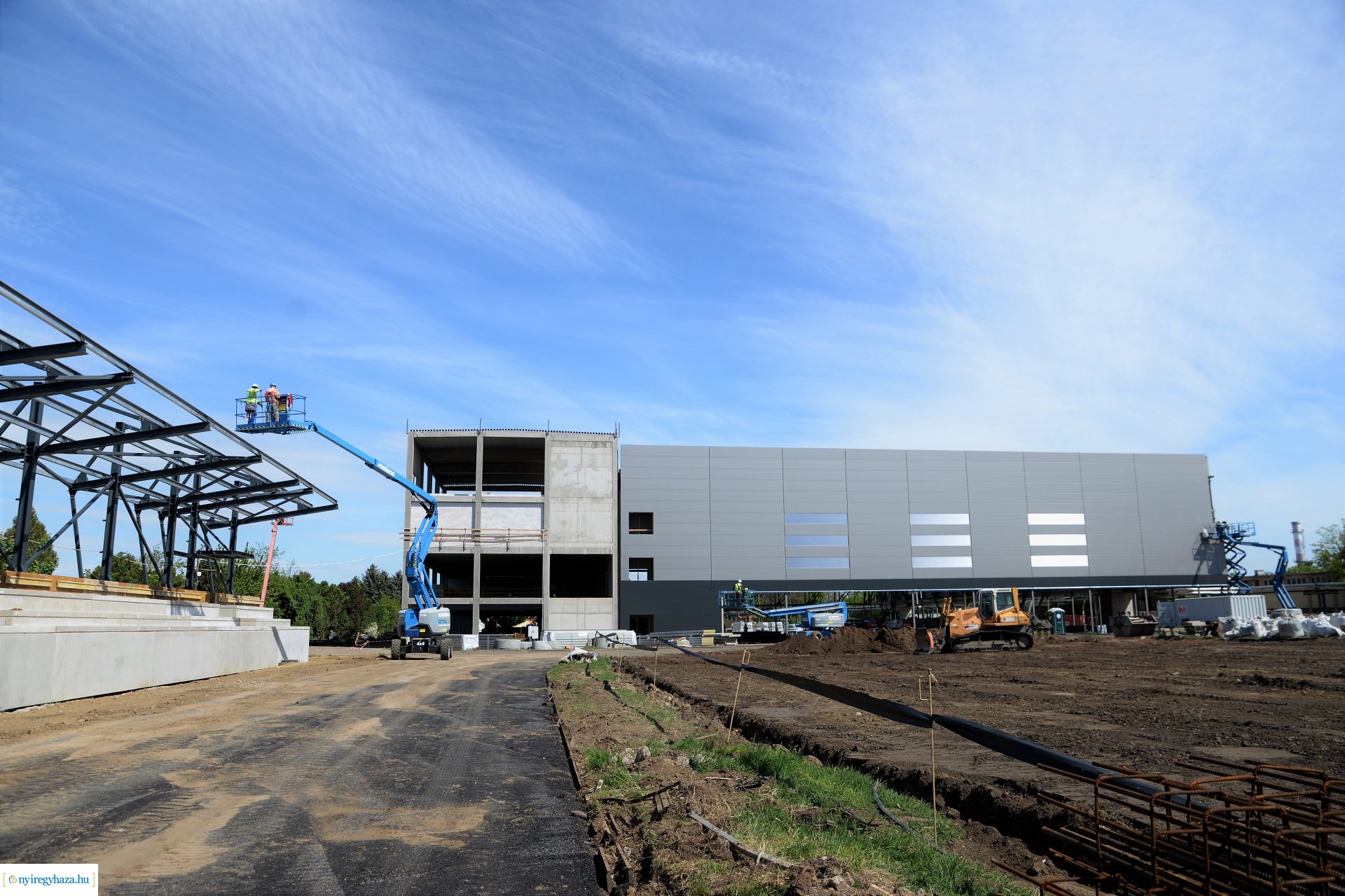 Az épülő Atlétikai Centrum bejárása