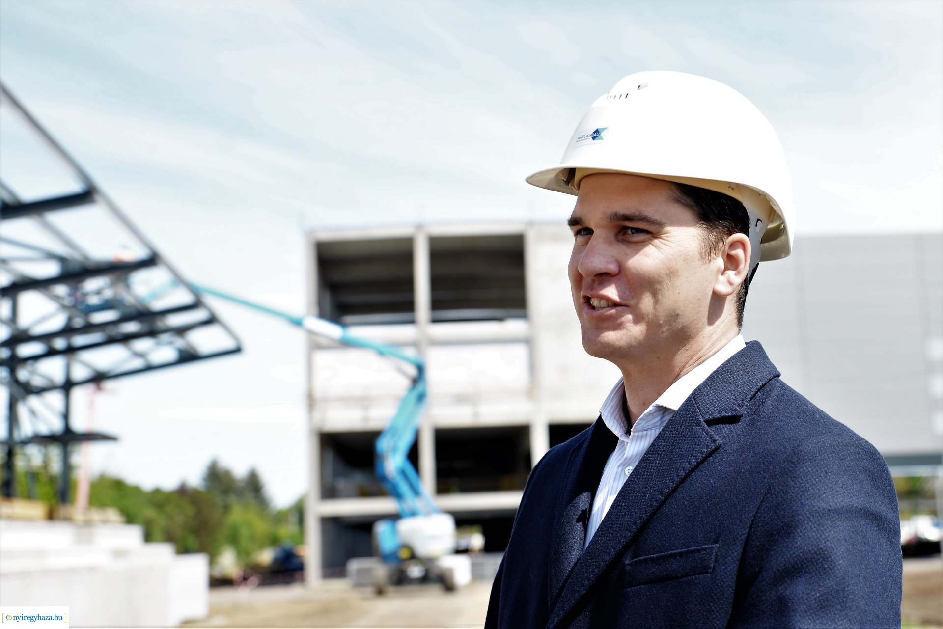 Az épülő Atlétikai Centrum bejárása