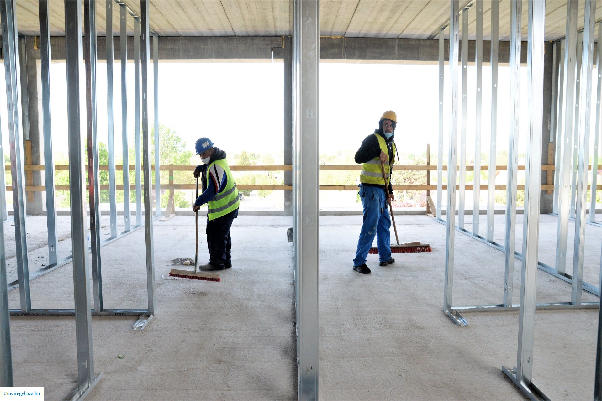 Az épülő Atlétikai Centrum bejárása