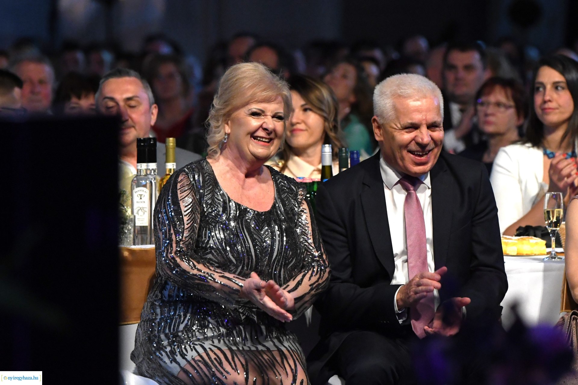 Az Eszterlánc óvoda gyermekeiért báloztak