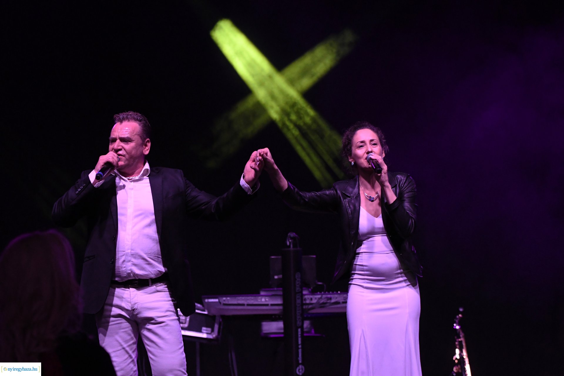 Az Eszterlánc óvoda gyermekeiért báloztak