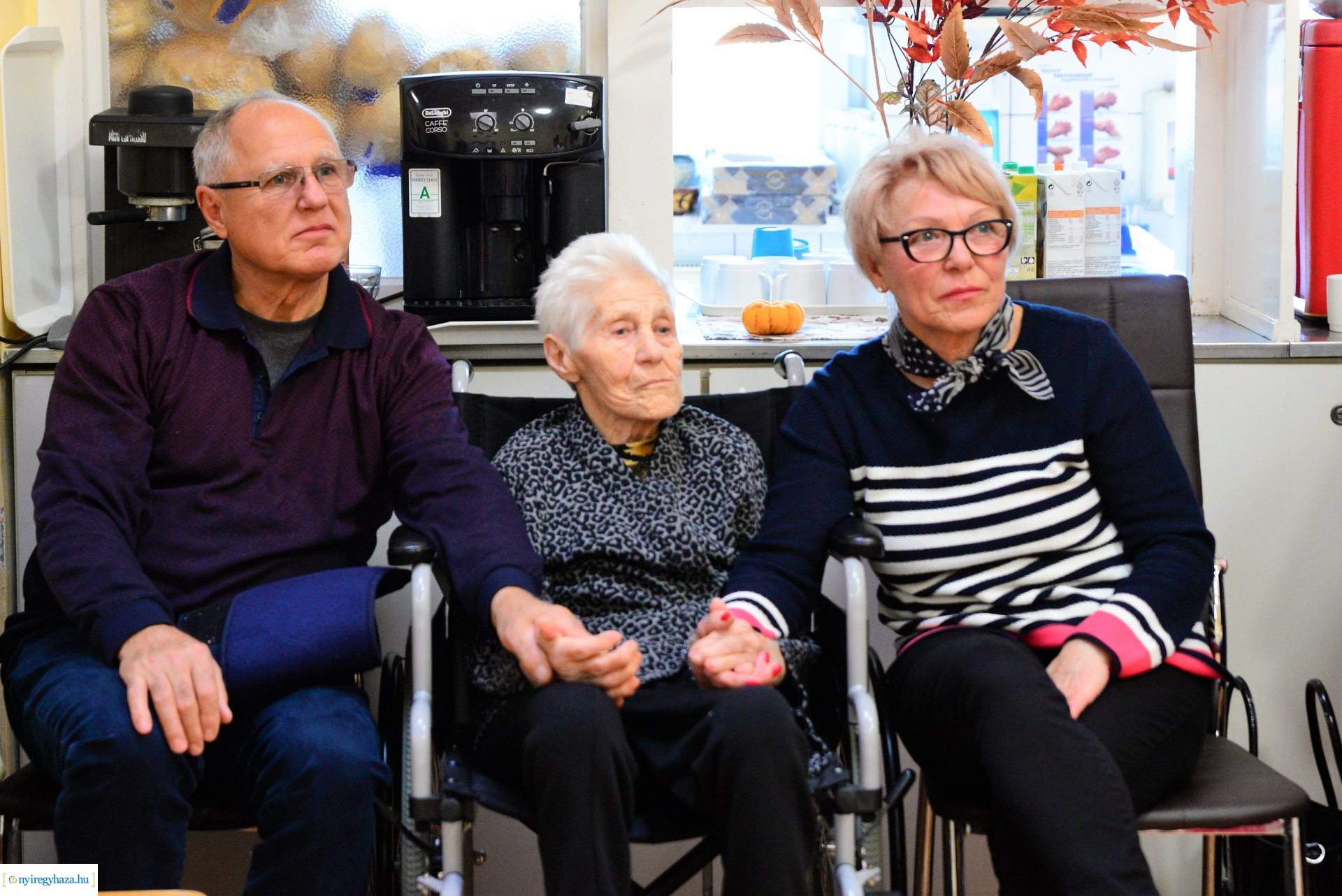 Az Idősek otthona lakóit köszöntötték Oroson