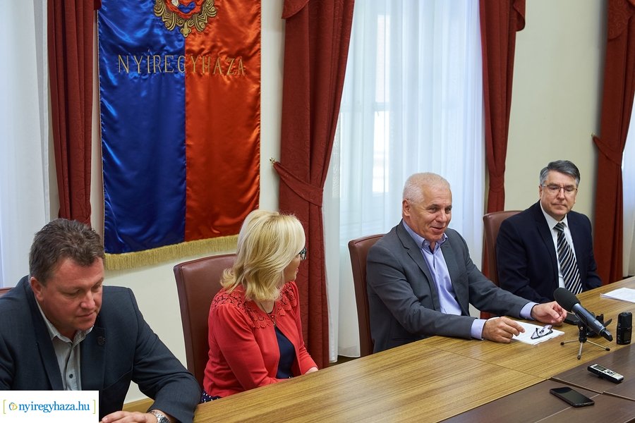 Az Ipari Park fejlesztése - sajtótájékoztató 20220511