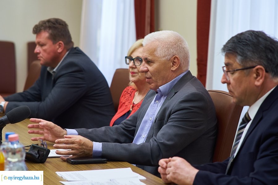 Az Ipari Park fejlesztése - sajtótájékoztató 20220511