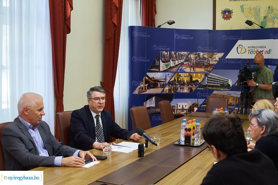 Az Ipari Park fejlesztése - sajtótájékoztató 20220511