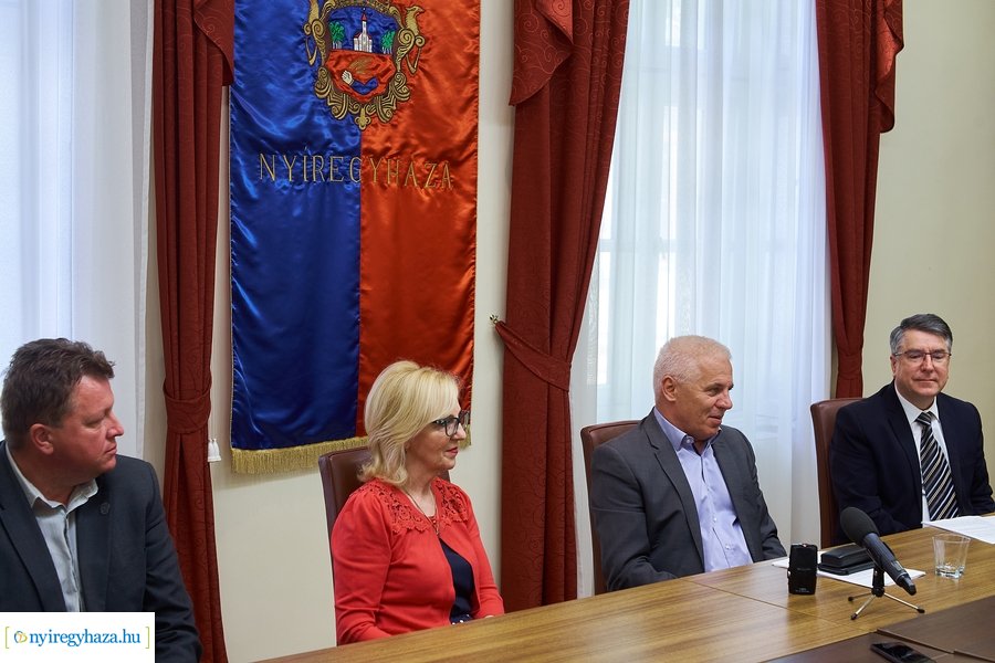 Az Ipari Park fejlesztése - sajtótájékoztató 20220511