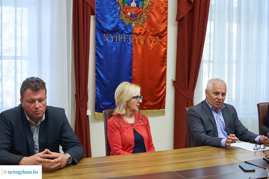 Az Ipari Park fejlesztése - sajtótájékoztató 20220511